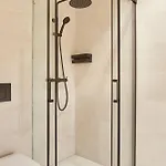 Hotel Pakeleku